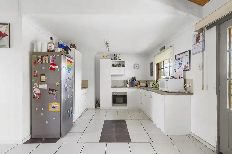 Sixth view of Homely house listing, 5 Christensen Close, Traralgon VIC 3844