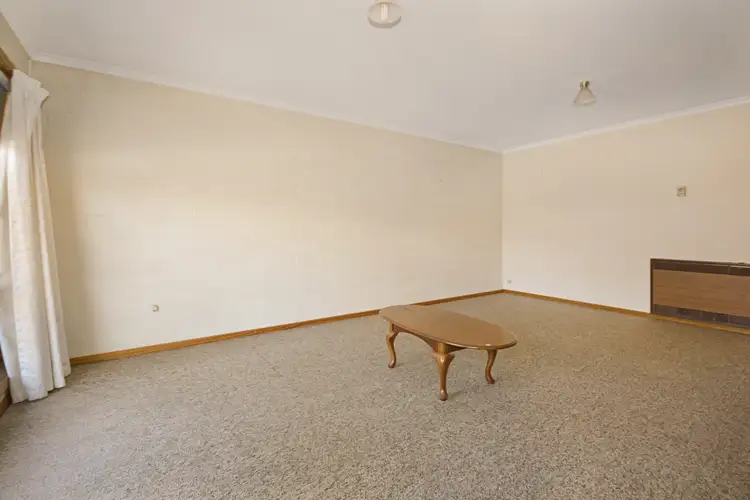 Fifth view of Homely unit listing, Unit 8/103-105 Cooper St, Stawell VIC 3380