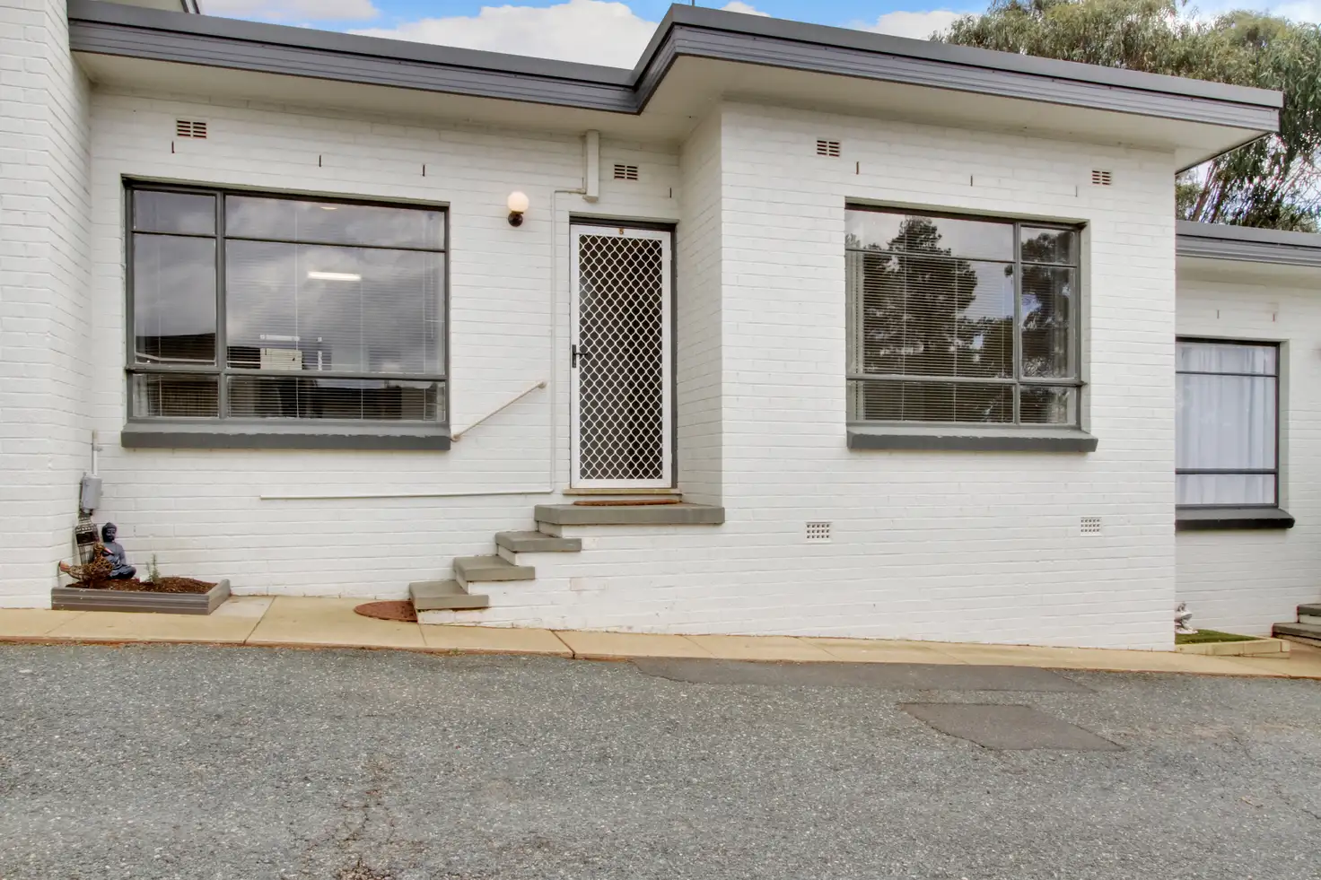 Main view of Homely unit listing, 5/18 Gilmore Place, Queanbeyan NSW 2620