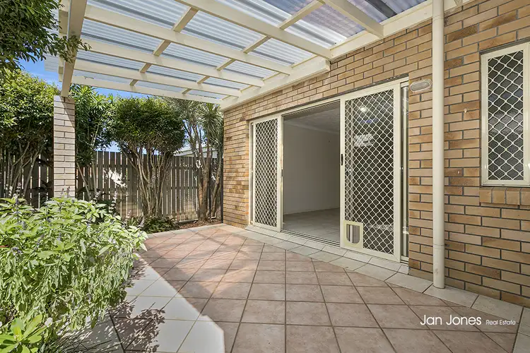 Main view of Homely unit listing, Unit 4/14 Osbourne St, Scarborough QLD 4020