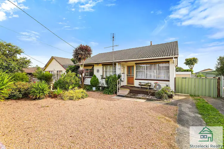 29 Stoddart St, Moe VIC 3825