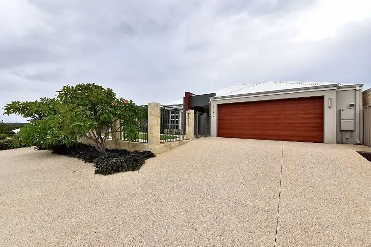 14 Hopewell Pass, Carramar WA 6031