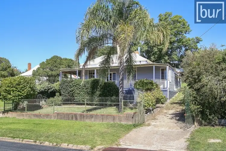 43 Queen Elizabeth Dr, Tallangatta VIC 3700