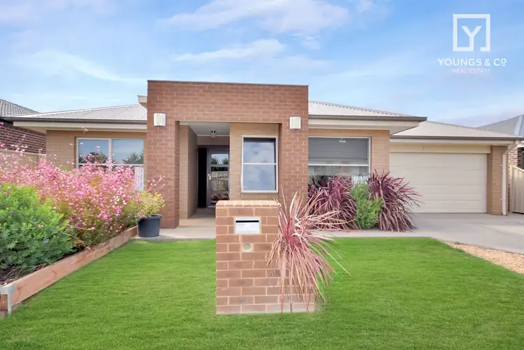 7 Dartmouth Ct, Kialla VIC 3631