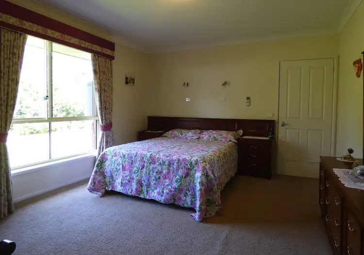 Sixth view of Homely house listing, 54 Grant Dr, Benalla VIC 3672