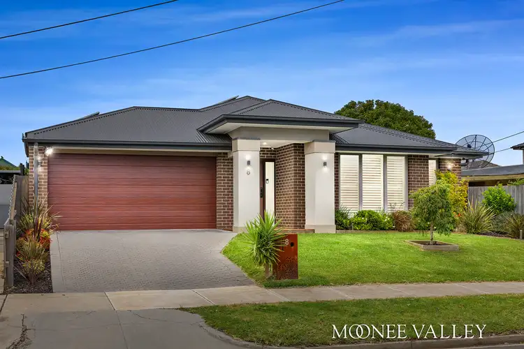 8 Thompson Street, Avondale Heights VIC 3034