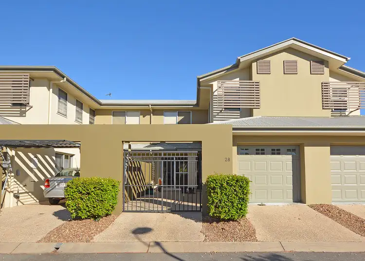 Unit 28/27-29 Stephenson St, Pialba QLD 4655