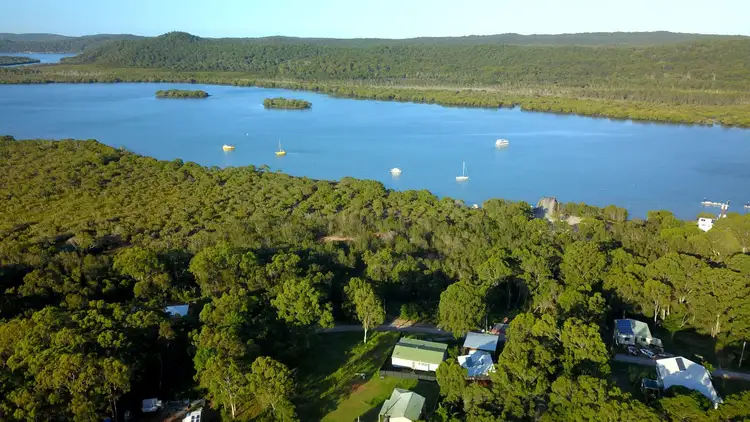 16 - 18 Highland Ridge Rd, Russell Island QLD 4184