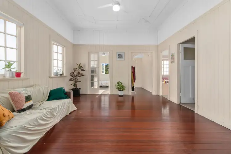108 Fairfield Road, Fairfield QLD 4103