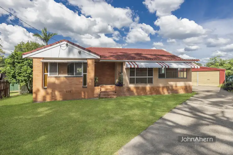 8 Dawson St, Woodridge QLD 4114