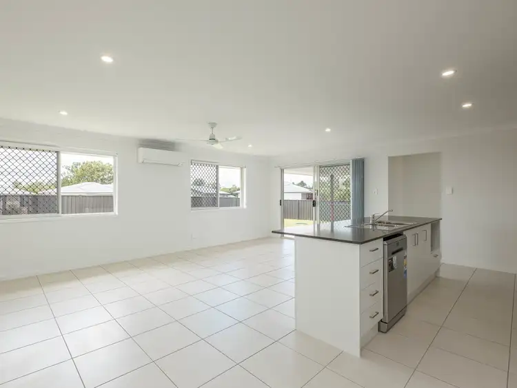 Fourth view of Homely house listing, 2 Hampton Court, Southside QLD 4570