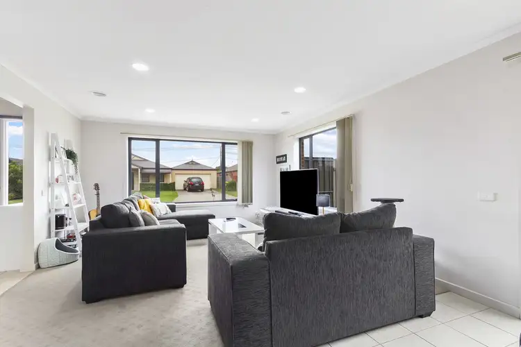 Fourth view of Homely townhouse listing, 3 Hamlet Dr, Traralgon VIC 3844