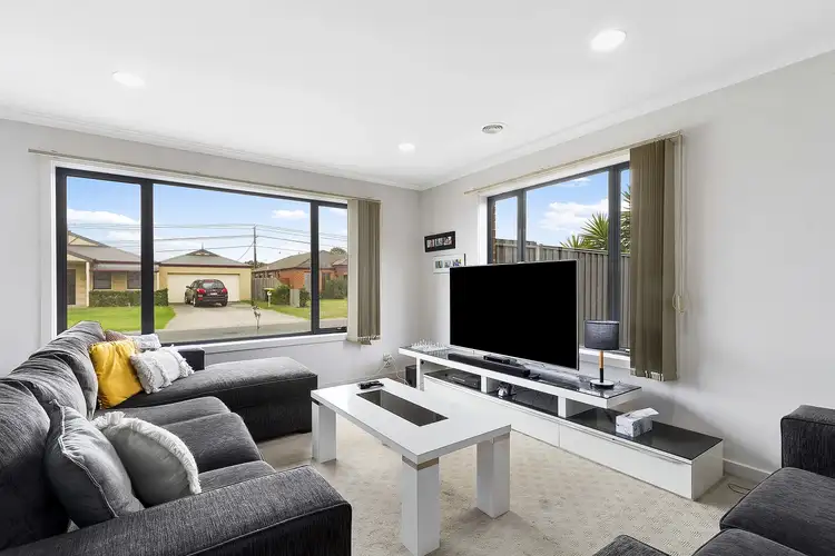 Fifth view of Homely townhouse listing, 3 Hamlet Dr, Traralgon VIC 3844