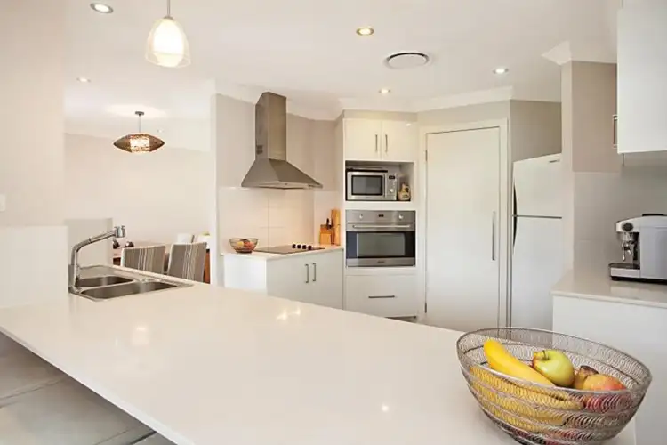 Second view of Homely house listing, 6 Dianella St, Floraville NSW 2280