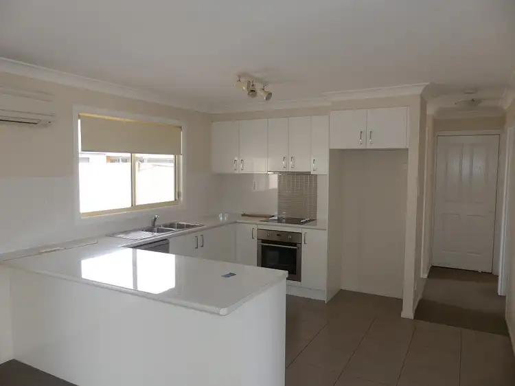 Second view of Homely unit listing, Unit 3/35 Connor St, Stanthorpe QLD 4380