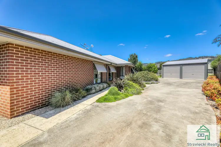Fourth view of Homely house listing, 5 Rotheram Ct, Trafalgar VIC 3824