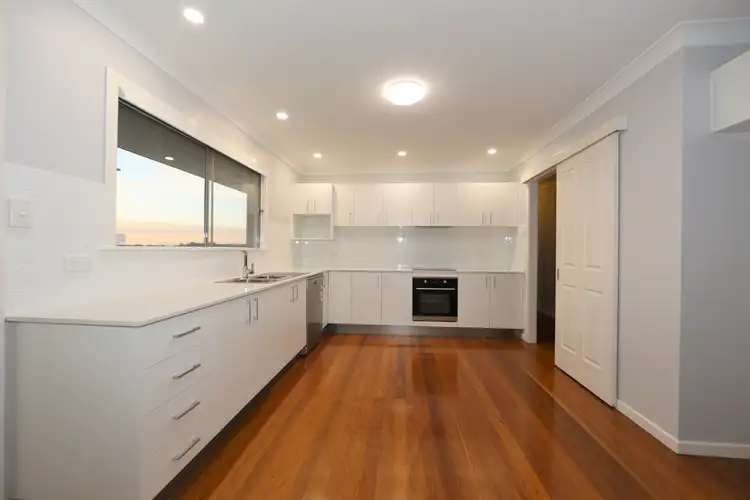 Third view of Homely house listing, 28 Cresthaven Drive, Mansfield QLD 4122