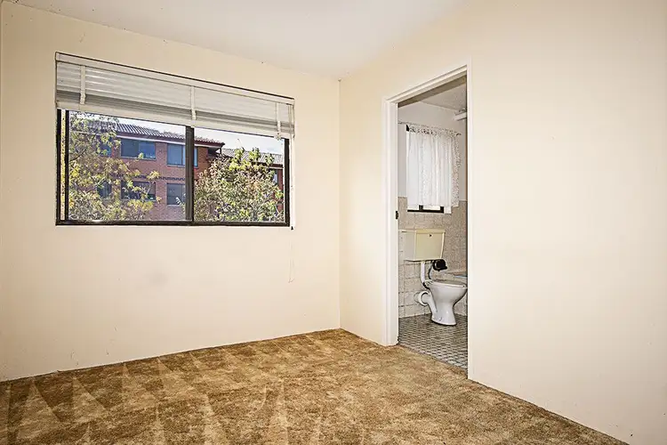 Fourth view of Homely unit listing, Unit 9/3 Mowatt St, Queanbeyan East NSW 2620