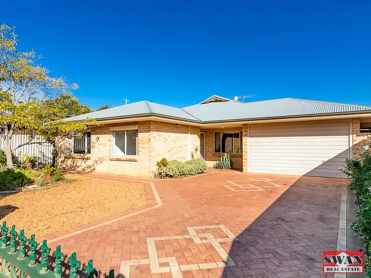 31 Christowe Dr, Swan View WA 6056