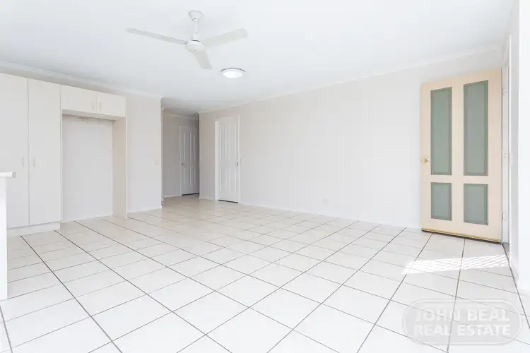 Fifth view of Homely unit listing, Unit 2/33 Sutton St, Redcliffe QLD 4020