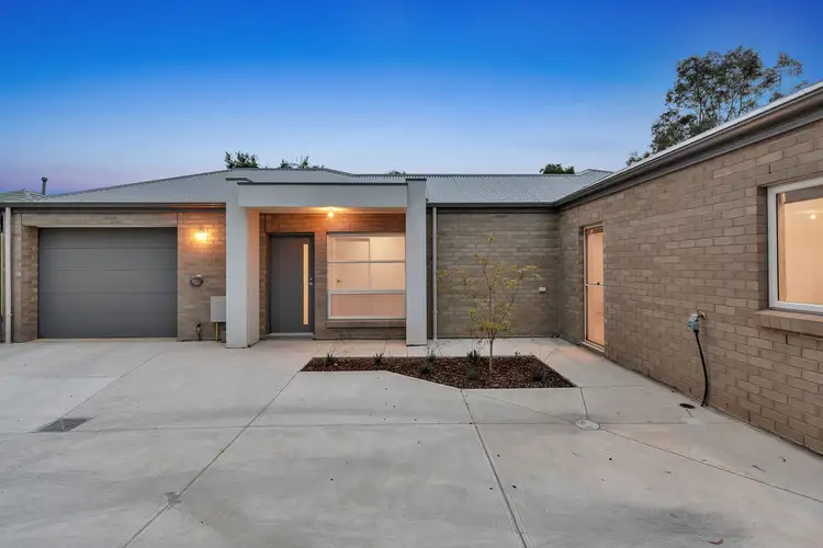 8A Turnbull Rd