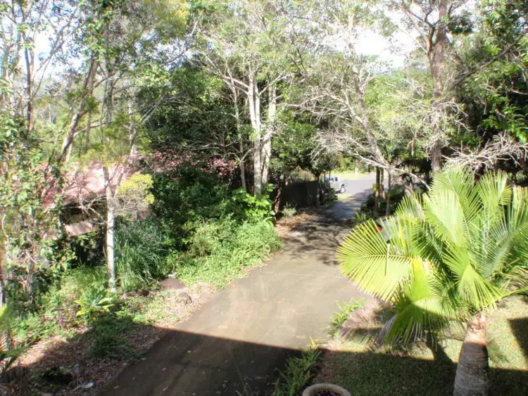 10 Christine Court, Mooloolah Valley QLD 4553