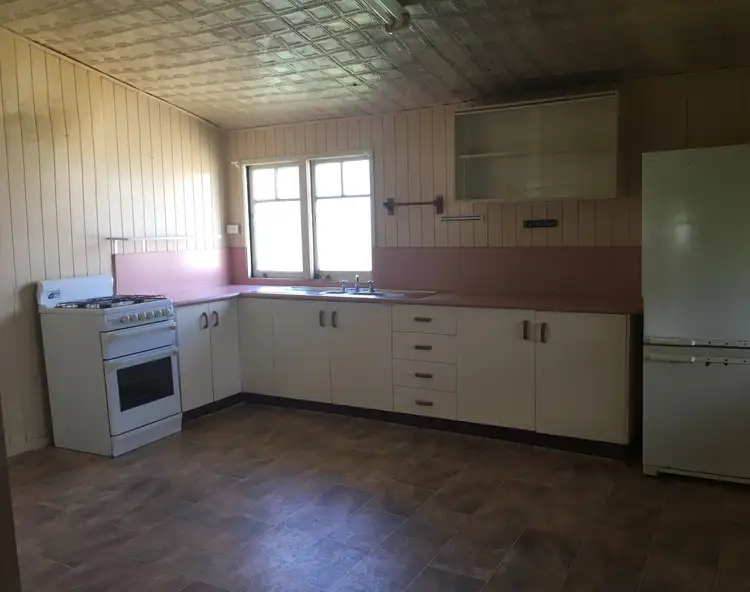 Main view of Homely unit listing, Unit 2/200 Palmerin St, Warwick QLD 4370