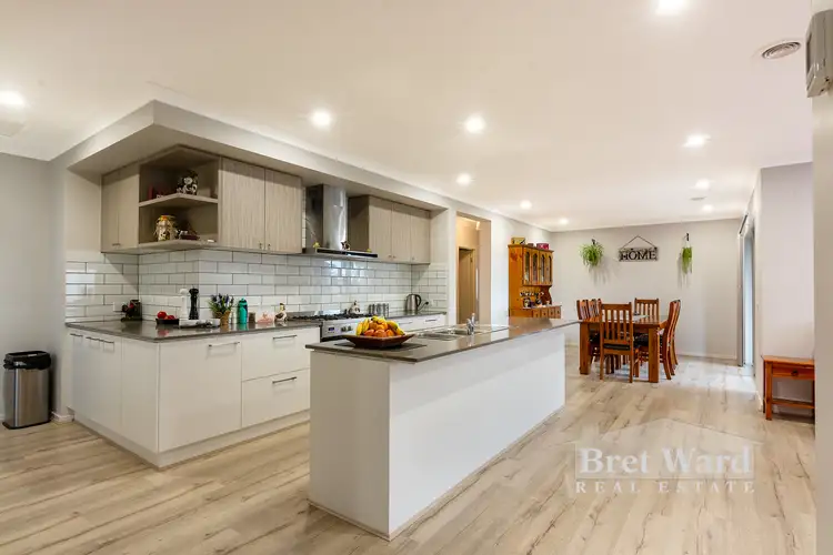 Fifth view of Homely house listing, 34 Aquabella Dr, Eagle Point VIC 3878