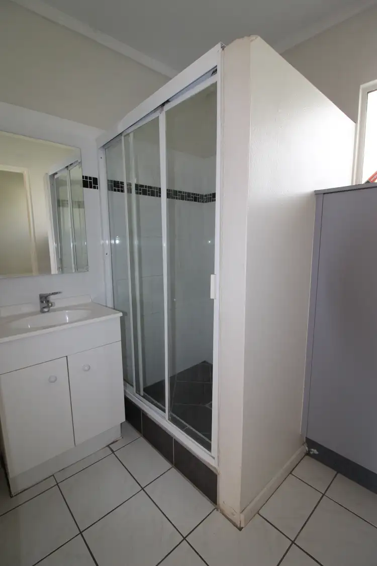 Fifth view of Homely unit listing, Unit 2/122 Miles St, Mount Isa QLD 4825