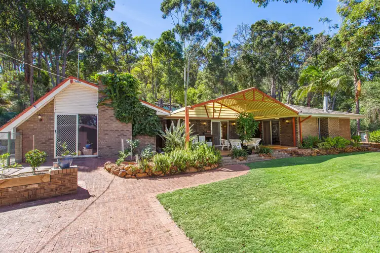 Main view of Homely house listing, 6 Mann Pl, Roleystone WA 6111