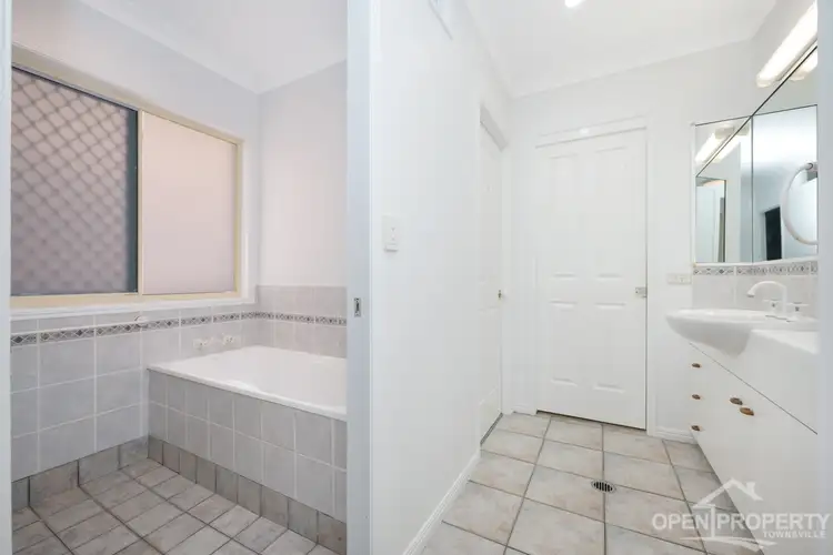 Fifth view of Homely house listing, 12 Heritage Cl, Kirwan QLD 4817