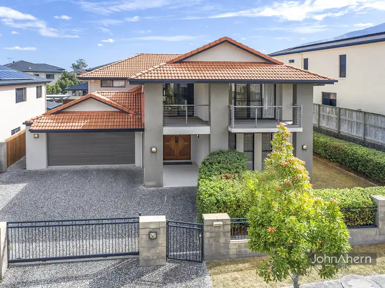 160 The Parkway, Stretton QLD 4116