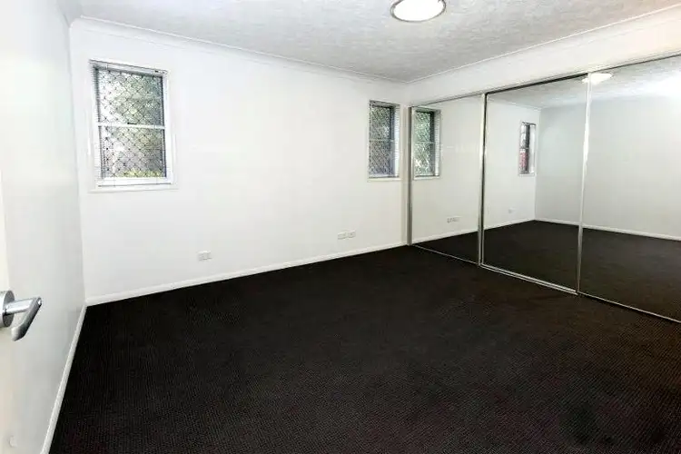 Fifth view of Homely unit listing, Unit 1/6 Ewart St, Clontarf QLD 4019