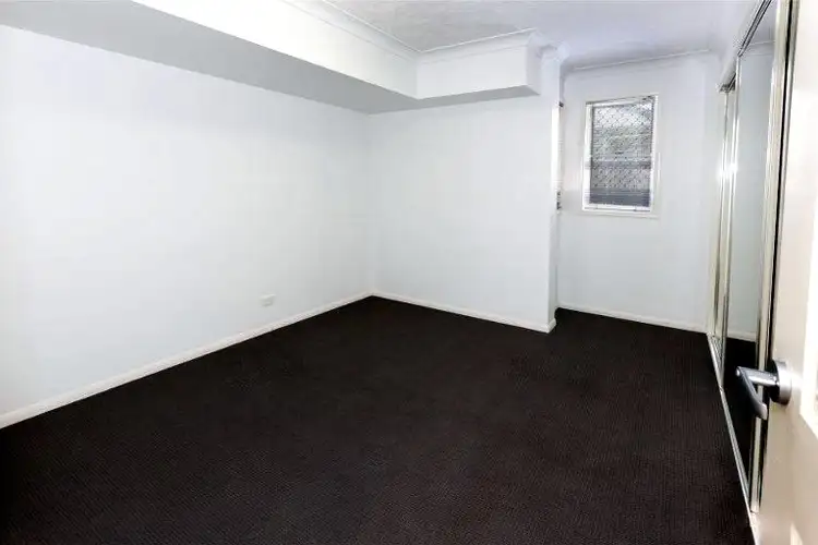 Sixth view of Homely unit listing, Unit 1/6 Ewart St, Clontarf QLD 4019