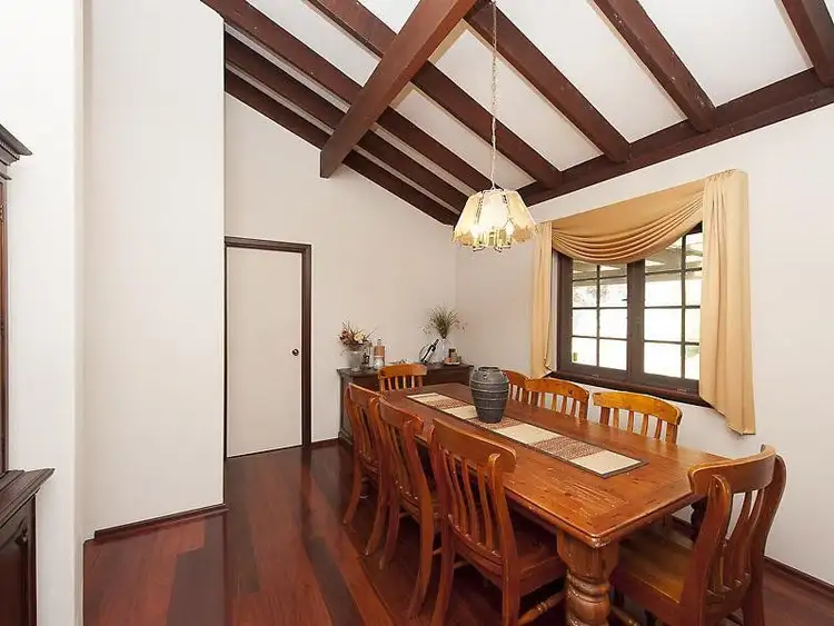 Sixth view of Homely house listing, 2 Solly Court, Bull Creek WA 6149