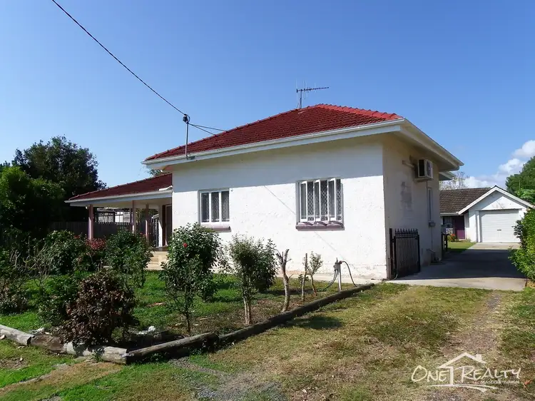 6 Ashton St, Maryborough QLD 4650