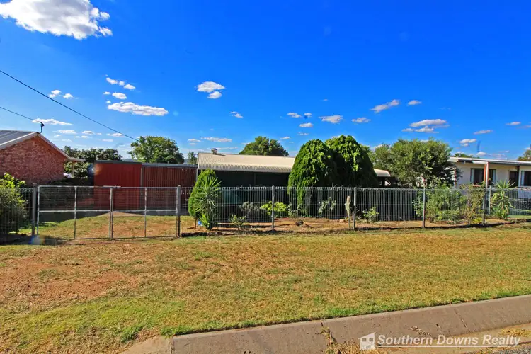 9 Robyn St, Rosenthal Heights QLD 4370