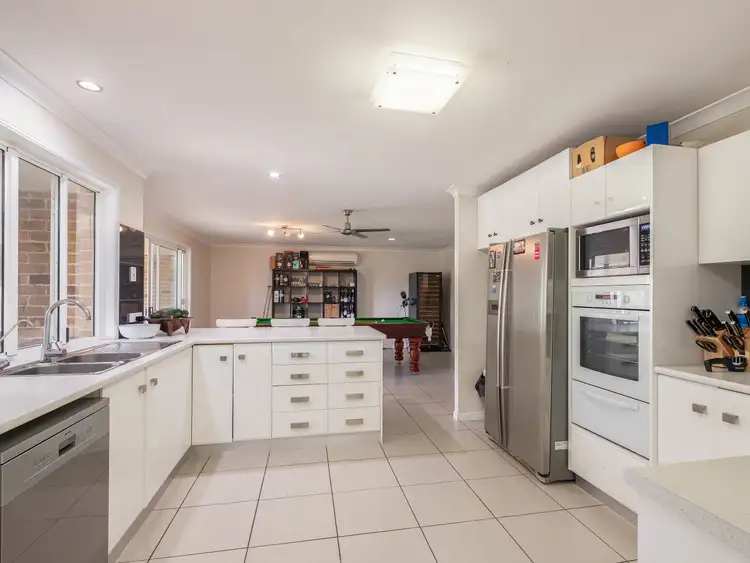 Fifth view of Homely house listing, 2 Arnold Rd, Veteran QLD 4570