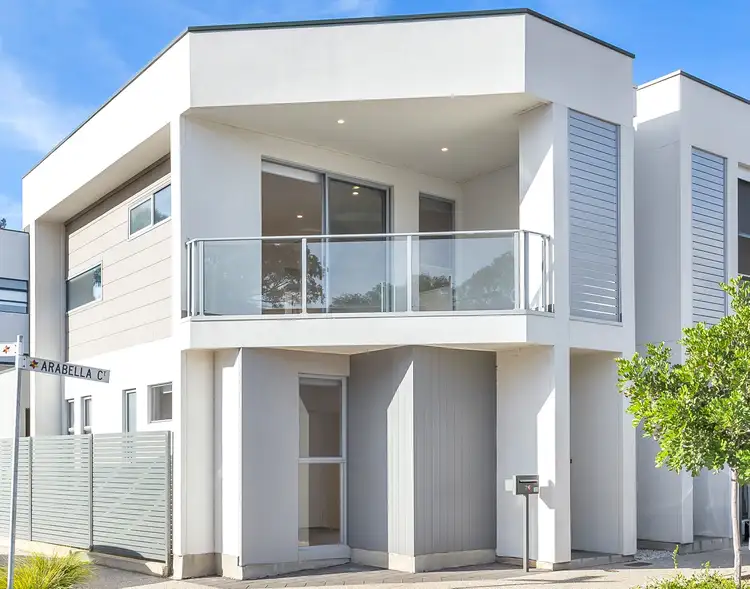 26 Arabella Ct