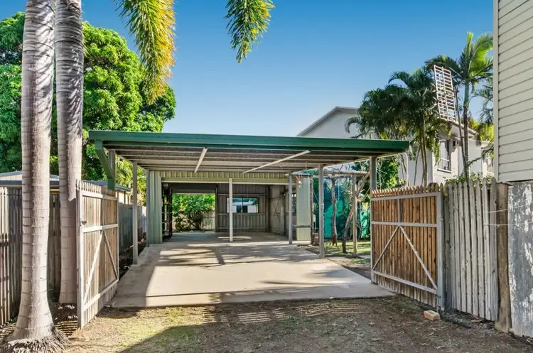 Second view of Homely house listing, 34 Clarendon St, Hyde Park QLD 4812