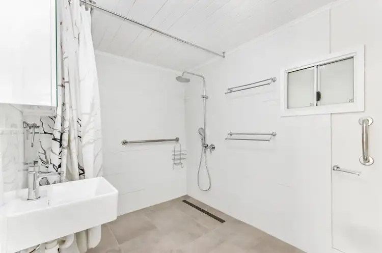 Fourth view of Homely house listing, 34 Clarendon St, Hyde Park QLD 4812