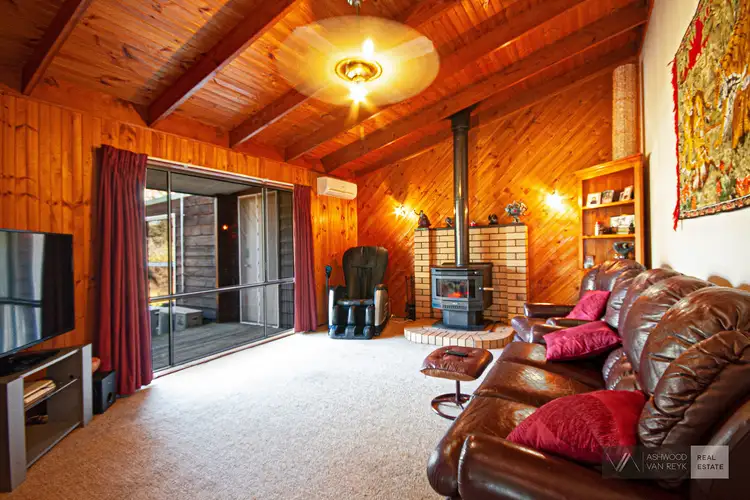 Second view of Homely house listing, 565 Lindenow-Glenaladale Rd, Lindenow South VIC 3875