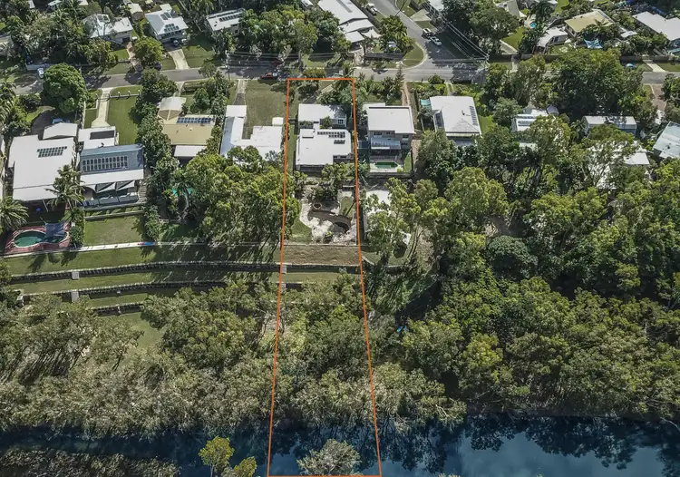 30 Peter St, Kelso QLD 4815