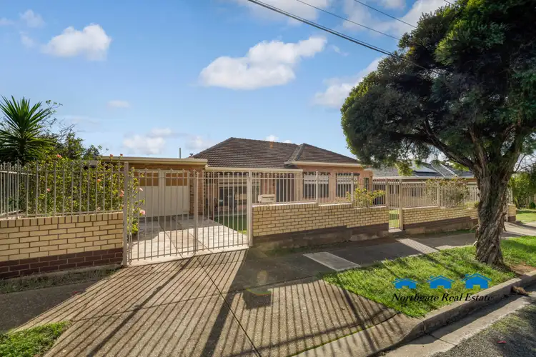9 James Ave, Northfield SA 5085