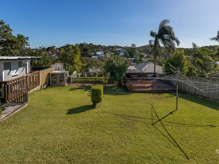 22 Midgley St, Carina QLD 4152