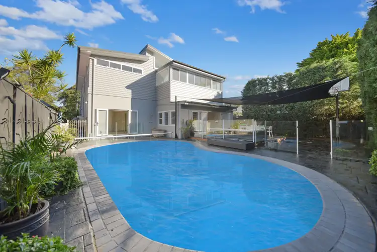 18 Lovett Street