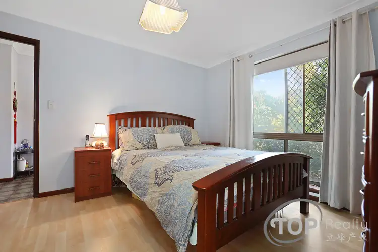 Fifth view of Homely house listing, 17 Riding Way, Bull Creek WA 6149