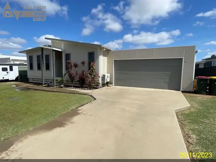14 Hunter St, Blackwater QLD 4717