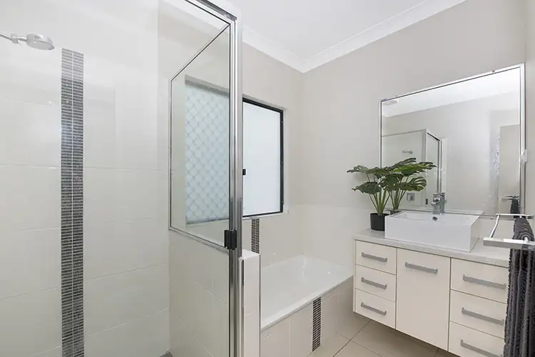 Seventh view of Homely house listing, 9 Atwood St, Mount Low QLD 4818