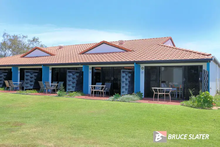 Villa 19/1 Pebble Beach Dr, Coral Cove QLD 4670
